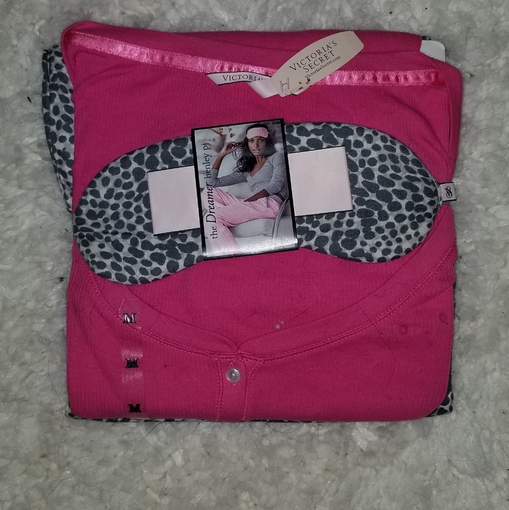 VS Winter Pajama Pack